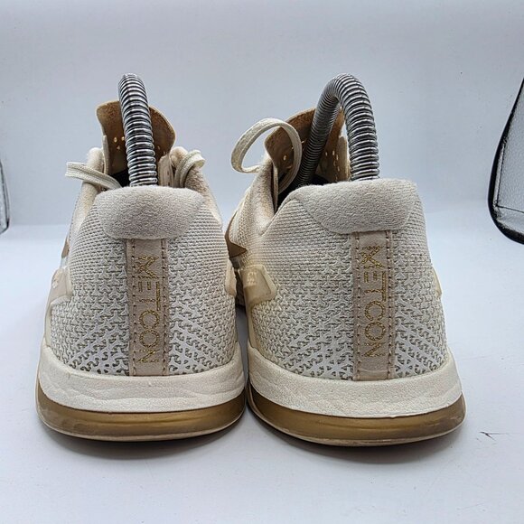 Nike Metcon 4 Womens Size 8 Champagne Metallic Gold Training Shoes Casual Walk - Picture 5 of 13